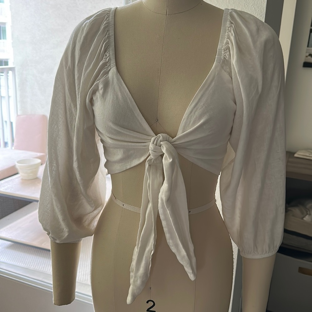 LINEN TIE FRONT BLOUSE